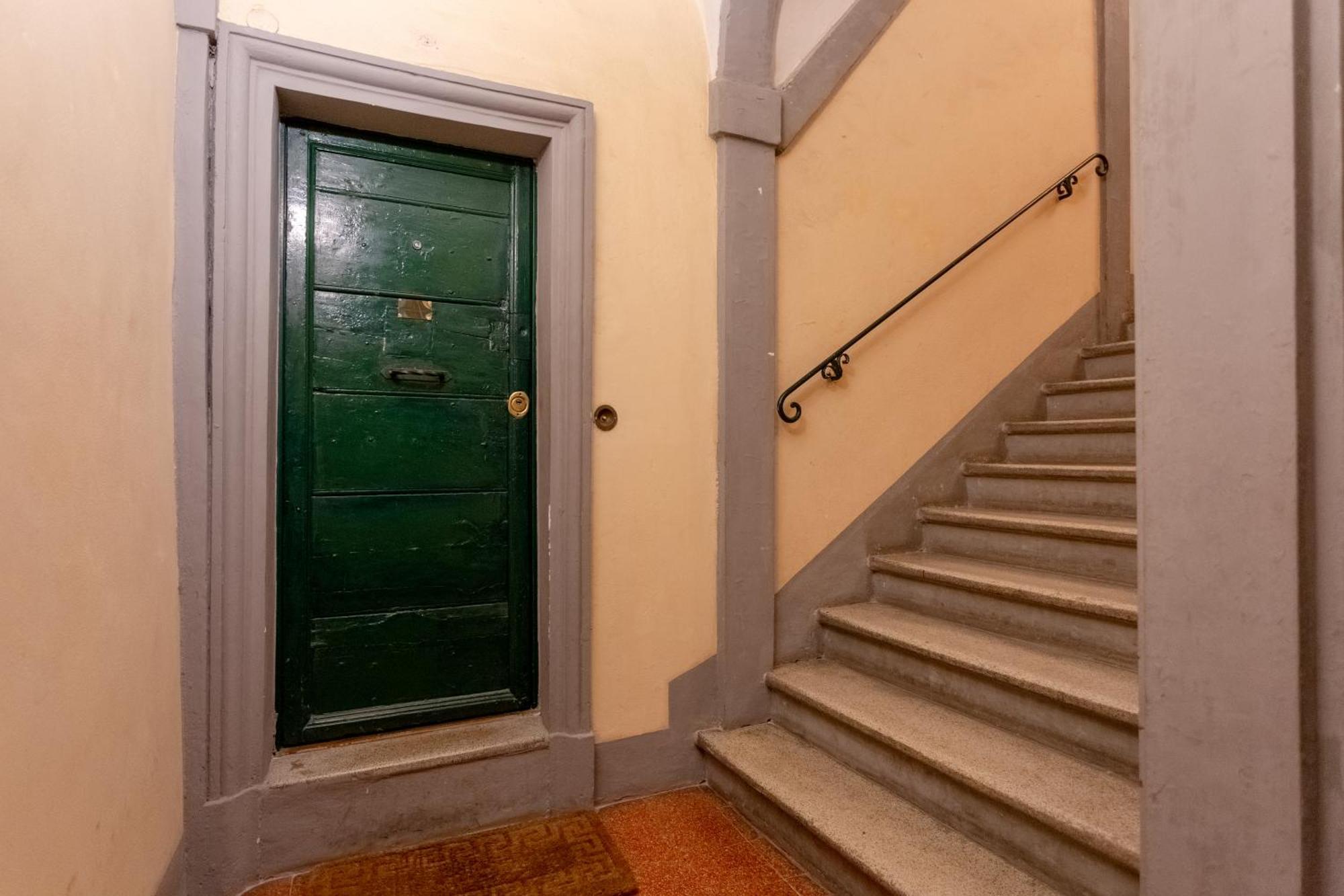 דירות רומא Casa Cristina In Piazza Farnese מראה חיצוני תמונה